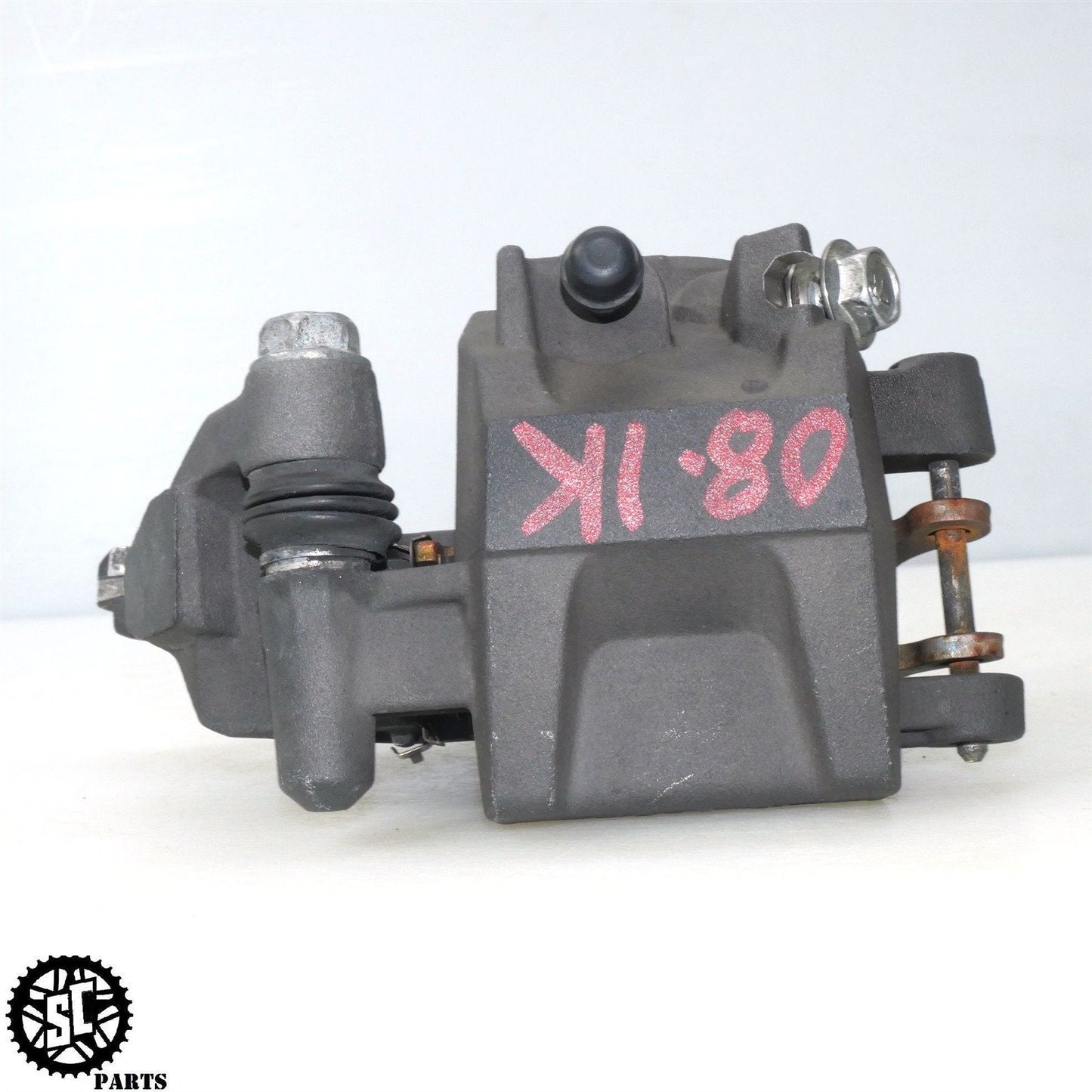 2008 SUZUKI GSXR 1000 REAR BRAKE CALIPER BRACKET S50