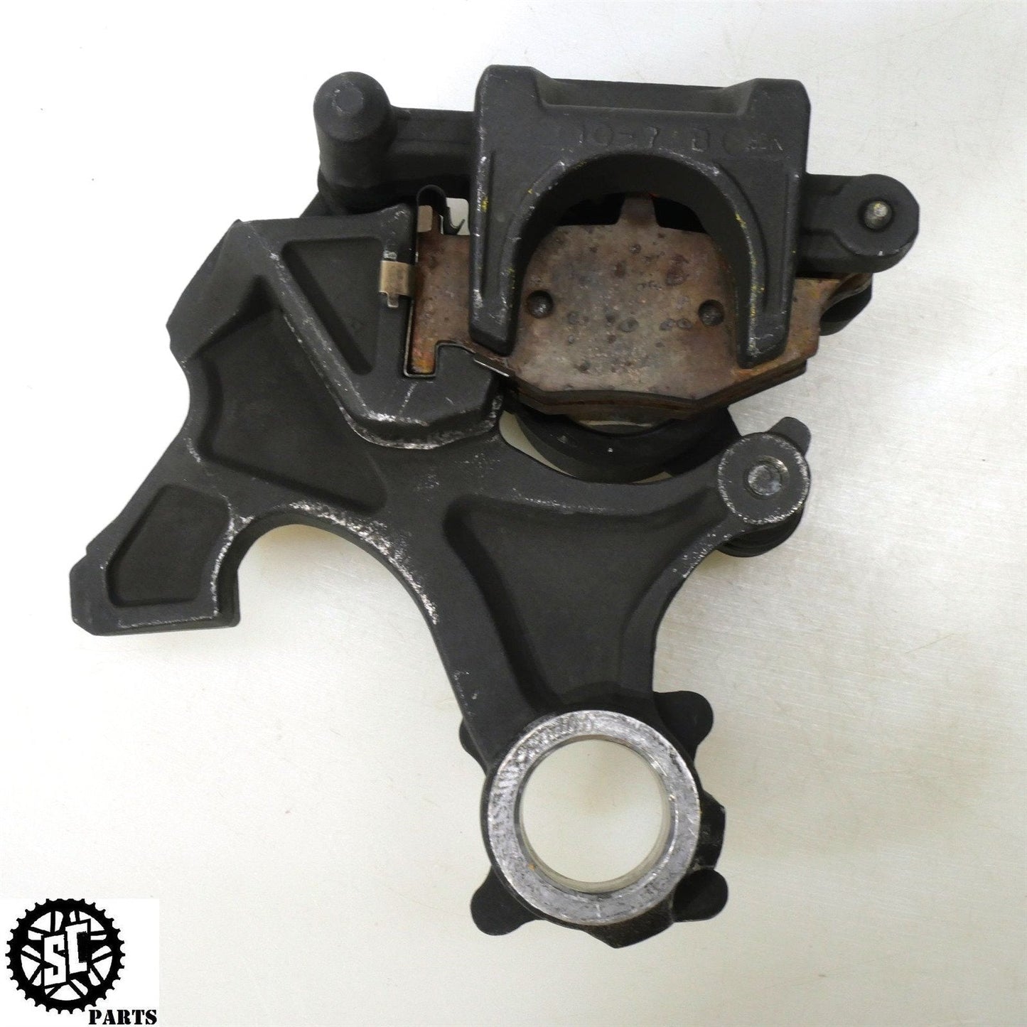 2008 SUZUKI GSXR 1000 REAR BRAKE CALIPER BRACKET S50
