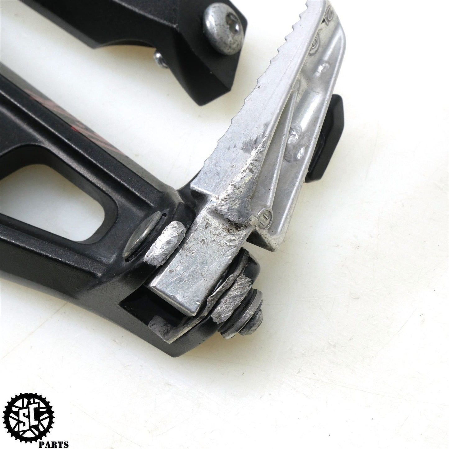 2012-2016 SUZUKI GSXR 1000 REAR PASSENGER FOOT PEGS S60