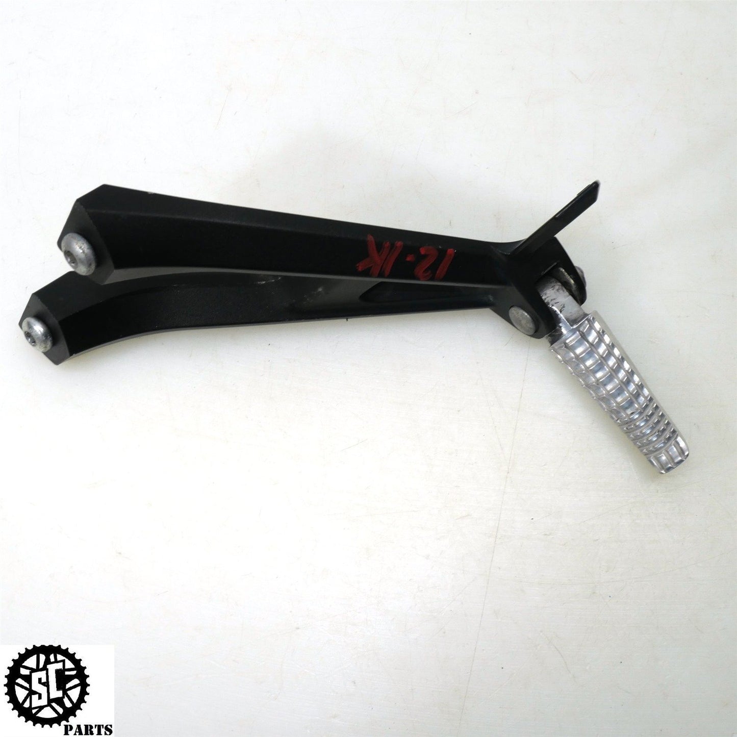 2012-2016 SUZUKI GSXR 1000 REAR PASSENGER FOOT PEGS S60
