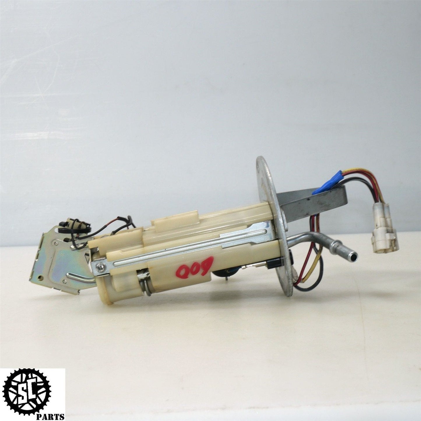 2008 SUZUKI GSXR 600 FUEL PUMP 15100-37H00 S54
