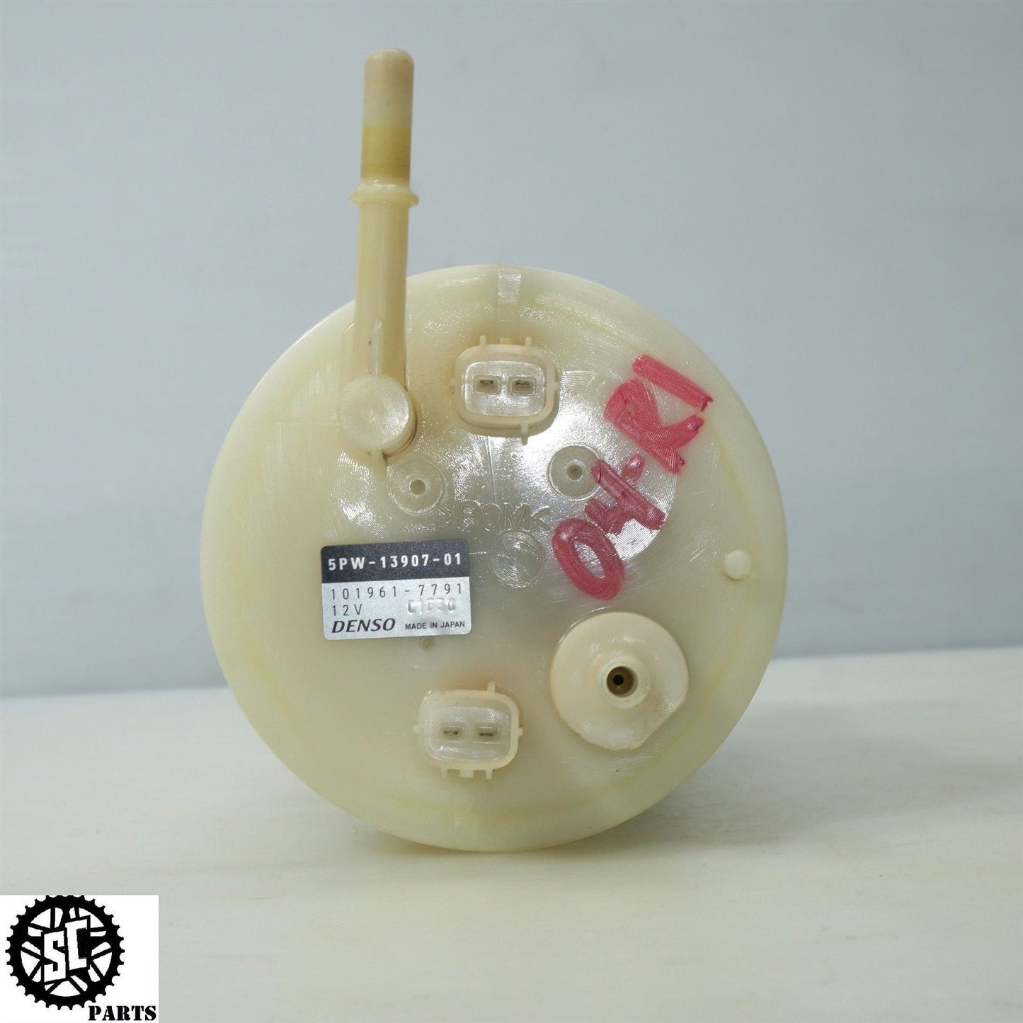 2004 05 06 YAMAHA YZF R1 FUEL PUMP 5PW-13907-01-00 Y02
