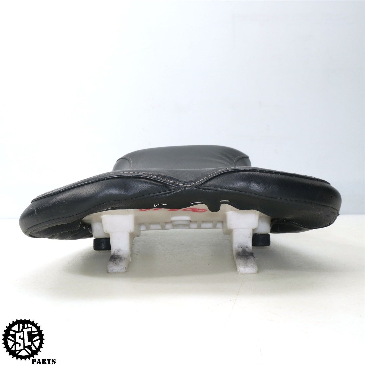 2007 SUZUKI GSXR 600 FRONT SEAT AFTERMARKET COVER PADDED S67
