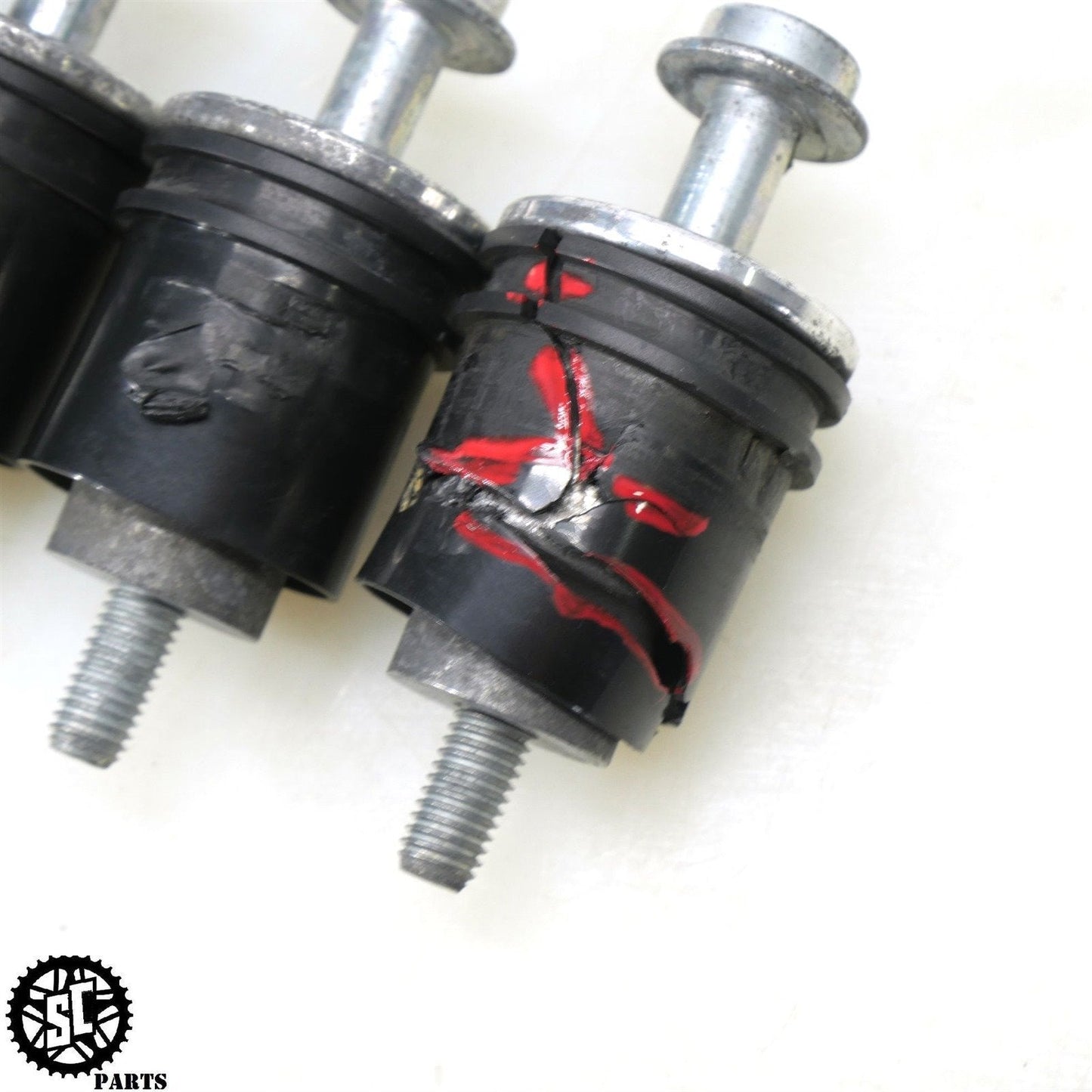 2023 20-24 INDIAN CHALLENGER QUICK SADDLEBAG MOUNTING BRACKET SPOOL BOLTS HD54
