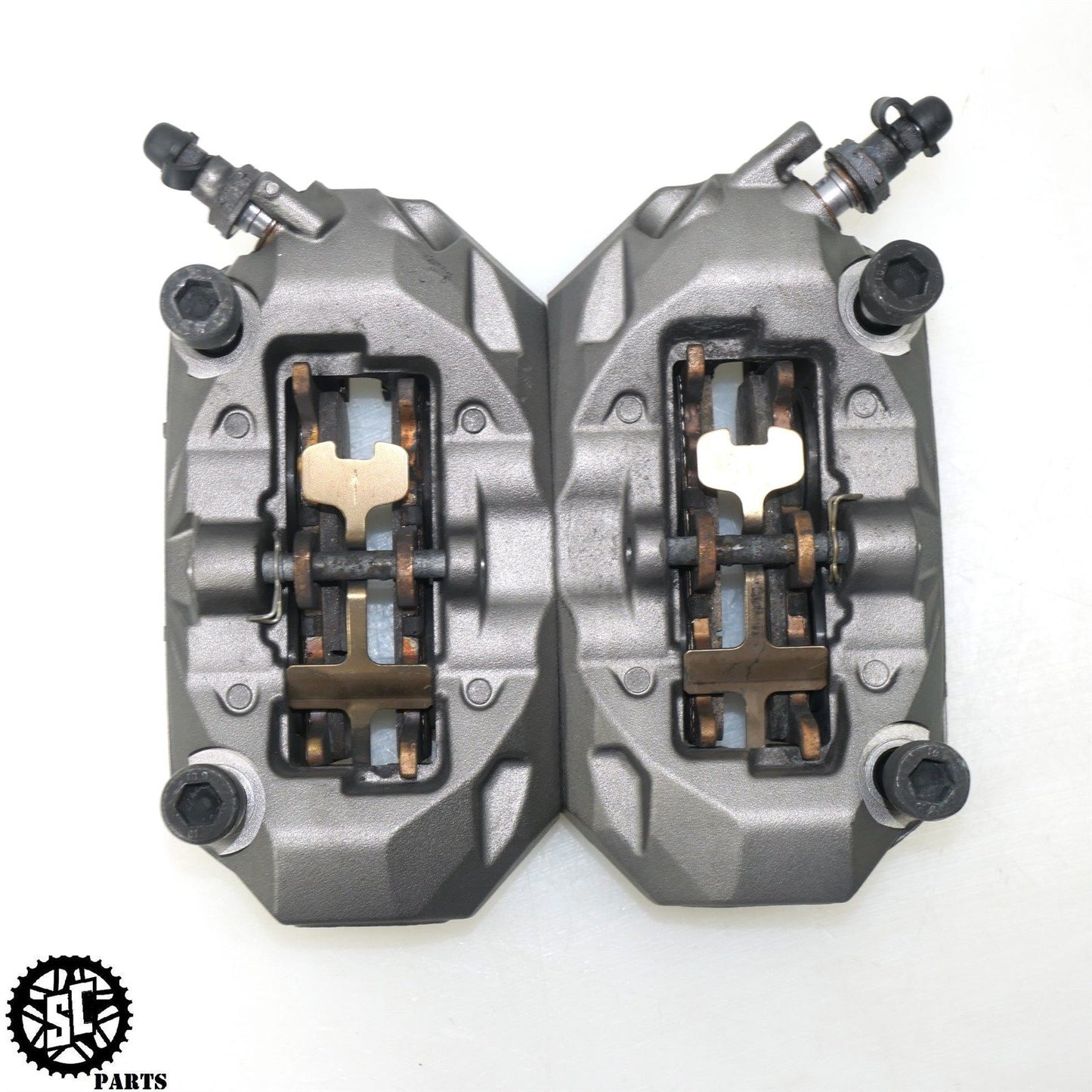 2023 20-24 INDIAN CHALLENGER FRONT BRAKE CALIPER 1913644-602 1913643-602 HD54