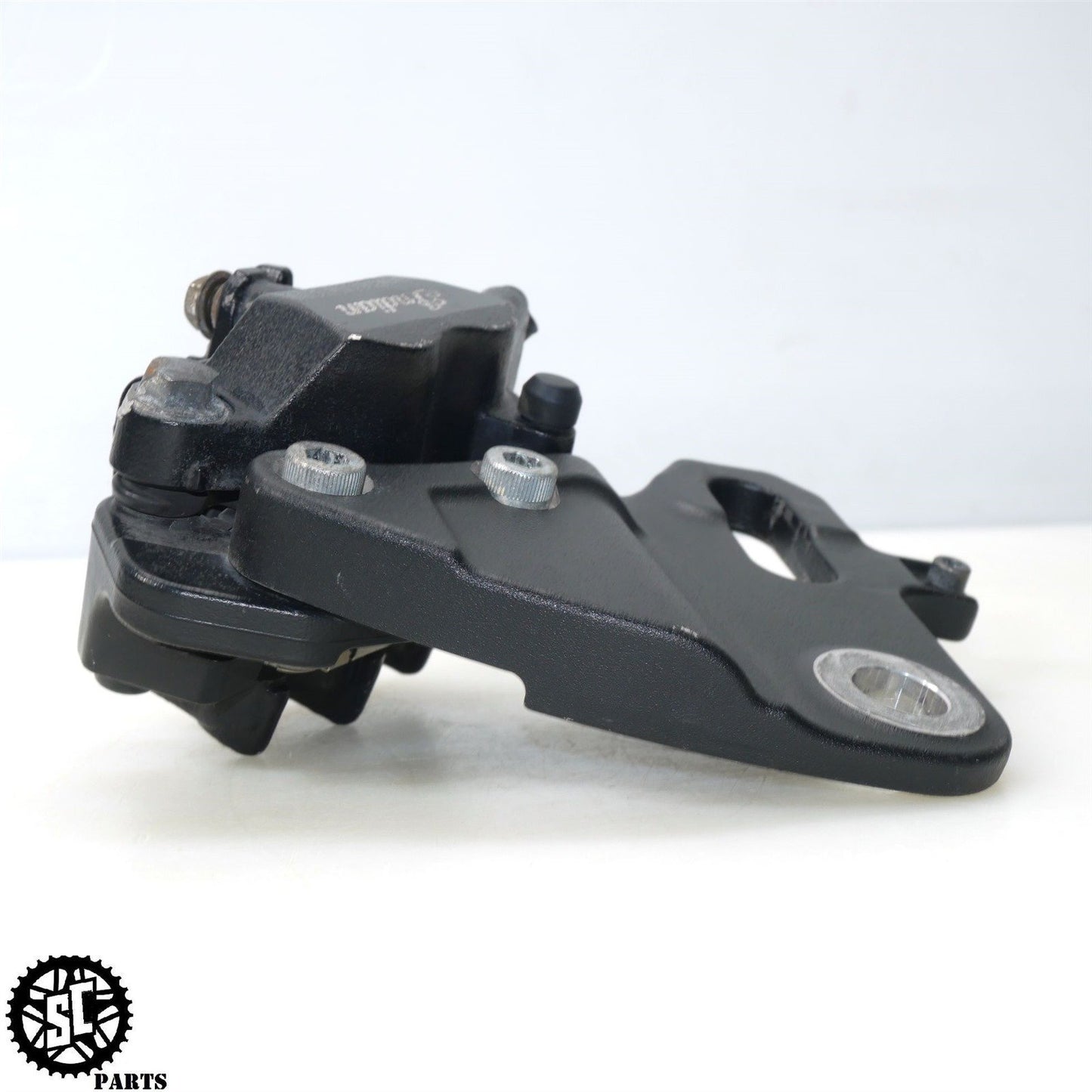 2023 20-24 INDIAN CHALLENGER REAR BRAKE CALIPER BRACKET 1913627-266 HD54