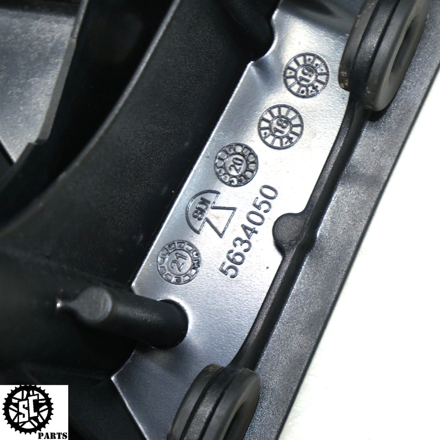 2023 20-24 INDIAN CHALLENGER FRONT PULLEY COVER 5634050 HD54