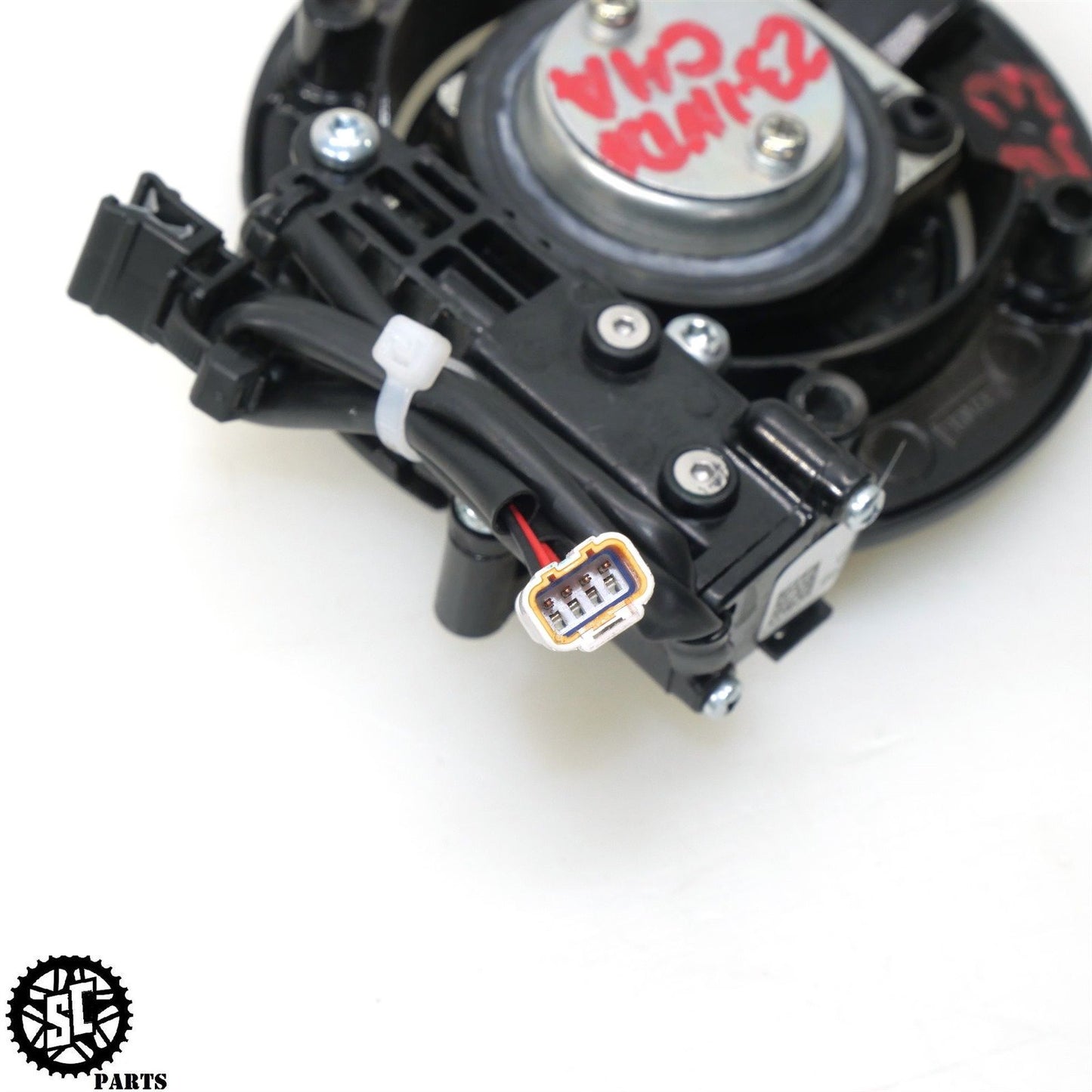 2023 20-24 INDIAN CHALLENGER FUEL GAS CAP ELECTRONIC 2522356-266 HD54