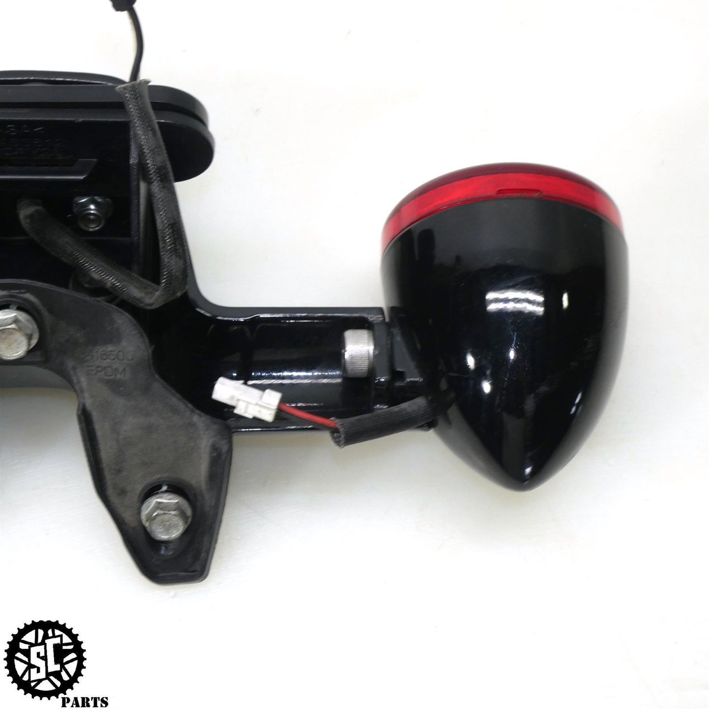 2023 20-24 INDIAN CHALLENGER REAR TURN SIGNAL LIGHT BAR BLACK HD54