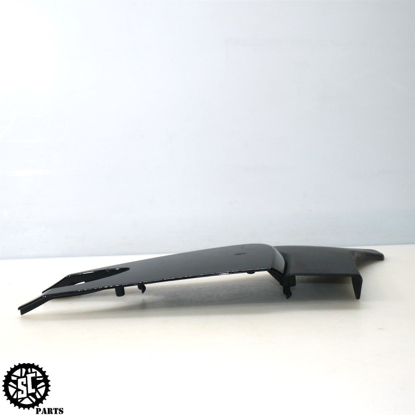 2023 20-24 INDIAN CHALLENGER UPPER RIGHT SIDE COVER 5457922 HD54