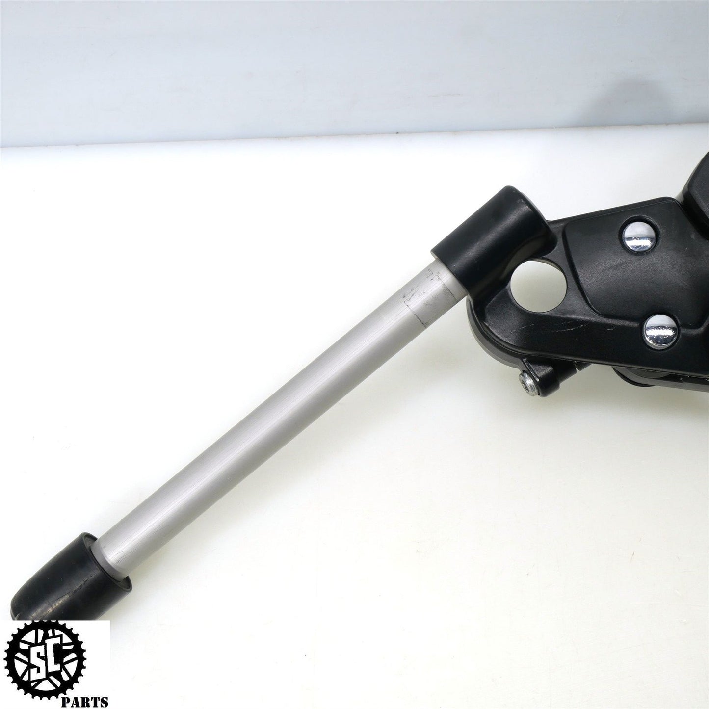 2008 SUZUKI HAYABUSA UPPER TRIPLE TREE FORK CLAMP CLIP ON S34