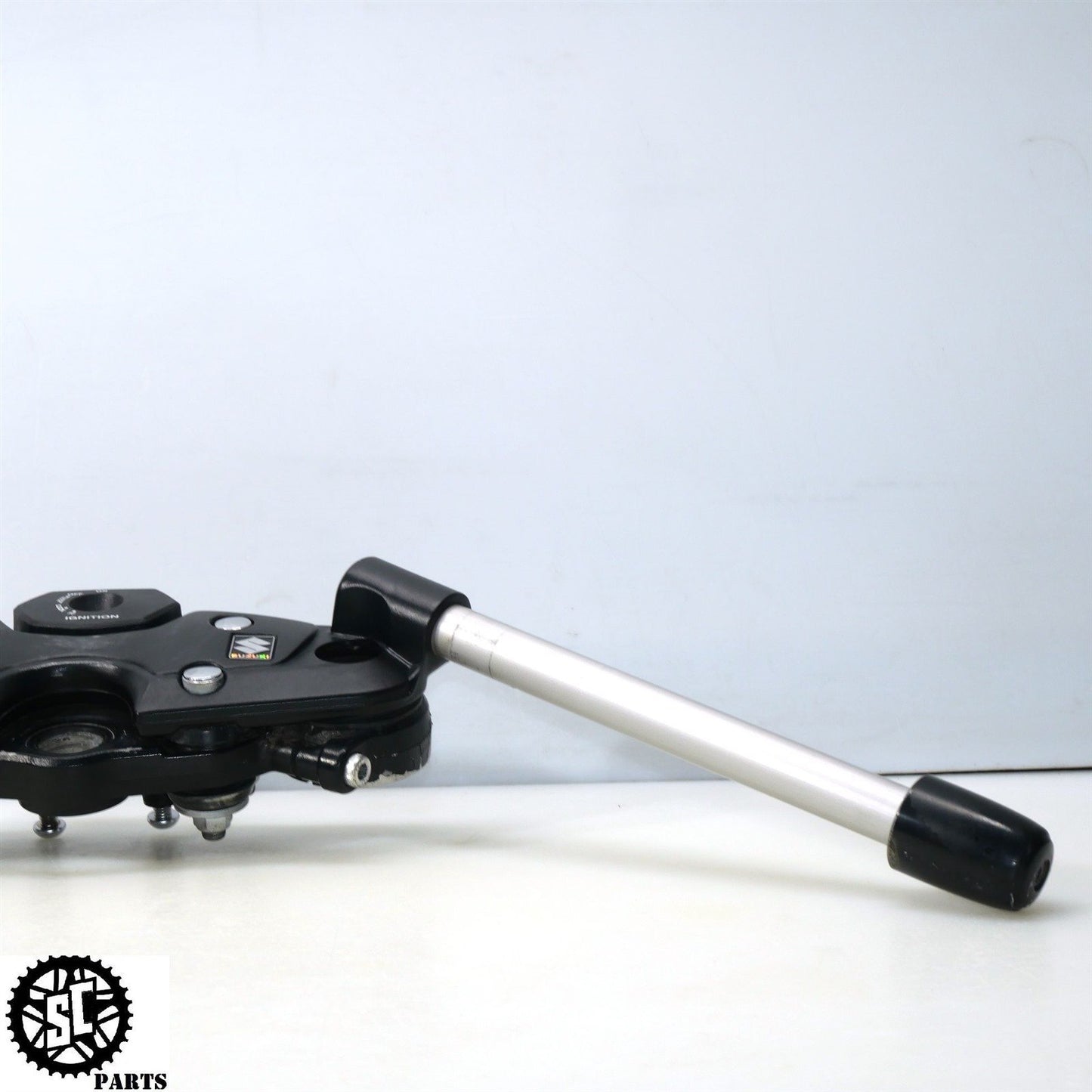 2008 SUZUKI HAYABUSA UPPER TRIPLE TREE FORK CLAMP CLIP ON S34