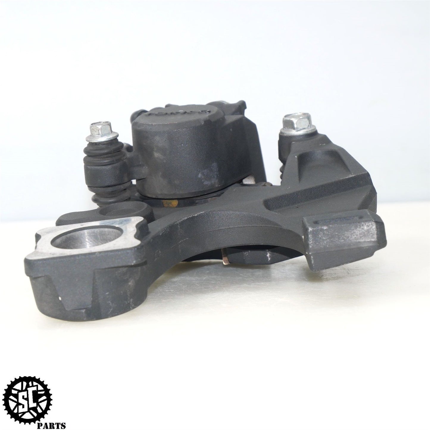2008 SUZUKI HAYABUSA REAR BRAKE CALIPER BRACKET S34