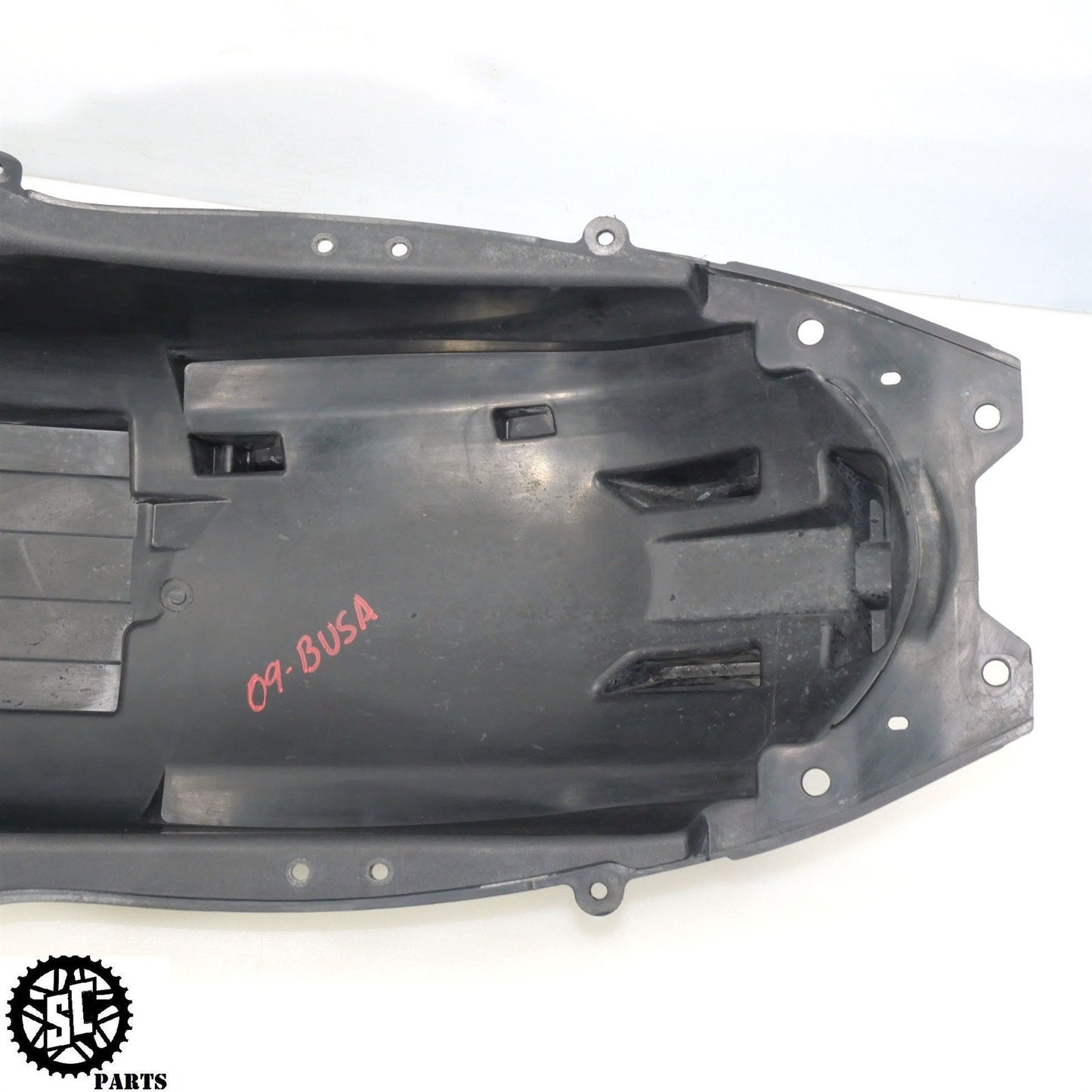 2008 SUZUKI HAYABUSA BATTERY TRAY S34