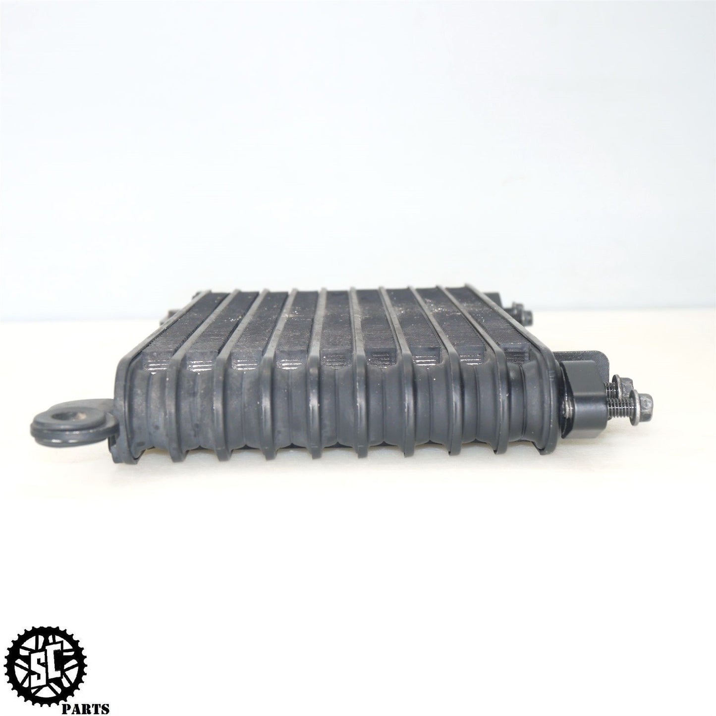 2005-2007 TRIUMPH SPEED TRIPLE 1050 OIL COOLER T2100716 T33