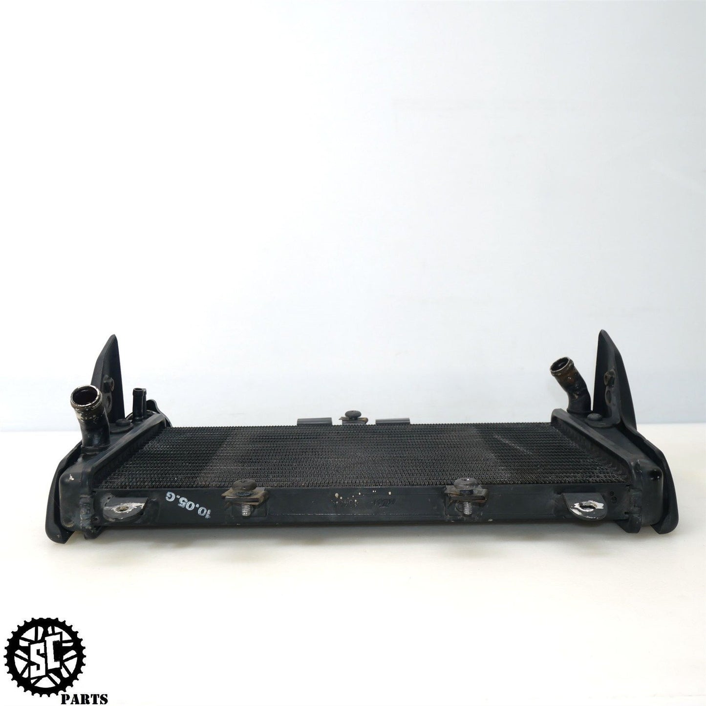 2005 2007 TRIUMPH SPEED TRIPLE 1050 RADIATOR W GUARDS T2100852 T33