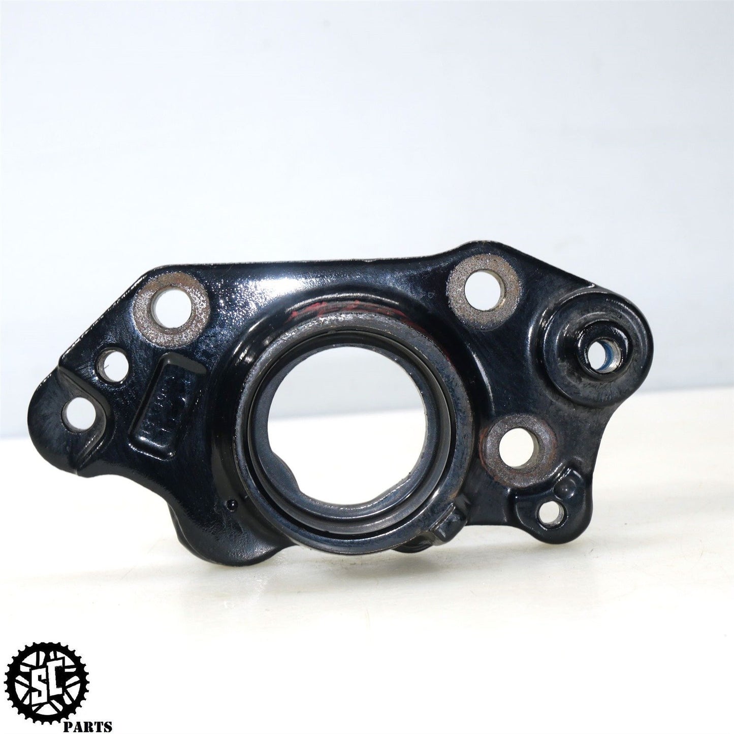 2019 HARLEY DAVIDSON ROAD GLIDE FRONT RIGHT MOTOR MOUNT FRAME BRACKET HD56