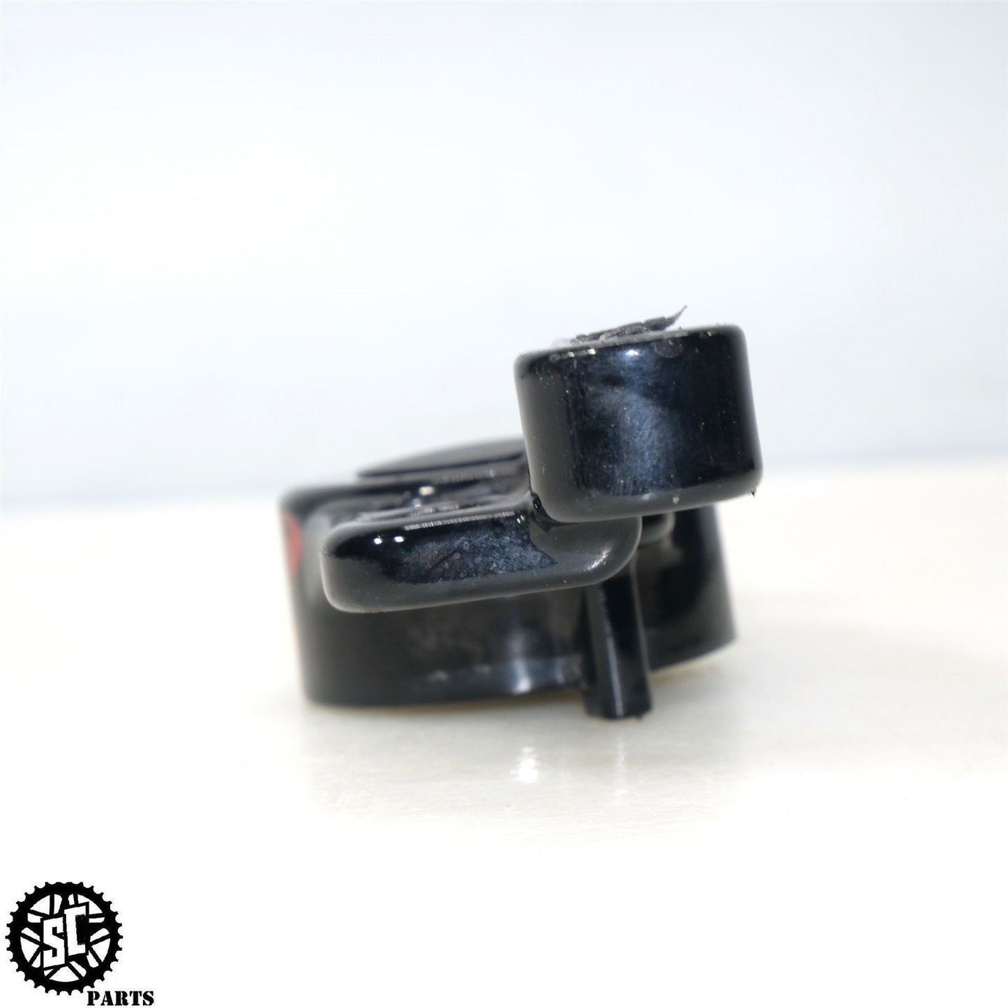 2019 HARLEY DAVIDSON ROAD GLIDE REAR SWINGARM ENGIN FRAME BRACKET HD56