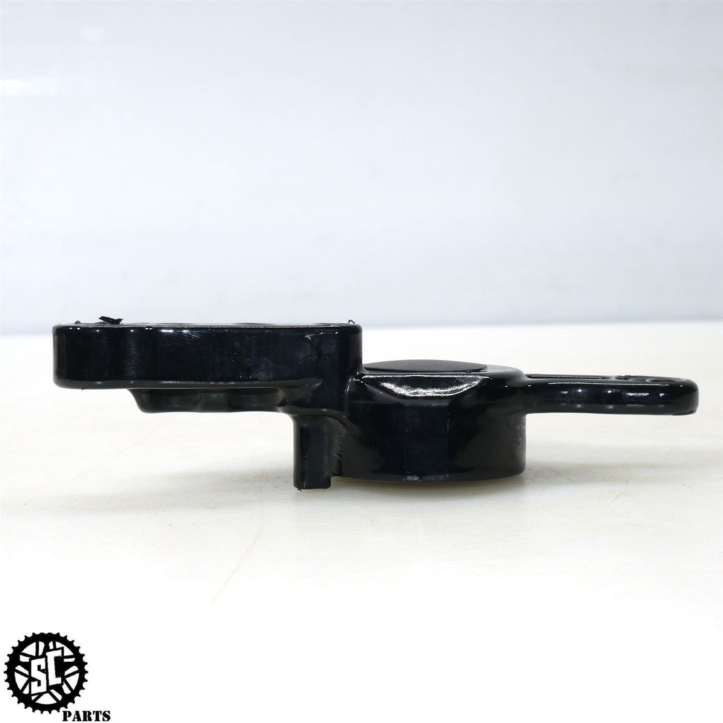 2019 HARLEY DAVIDSON ROAD GLIDE REAR SWINGARM ENGIN FRAME BRACKET HD56