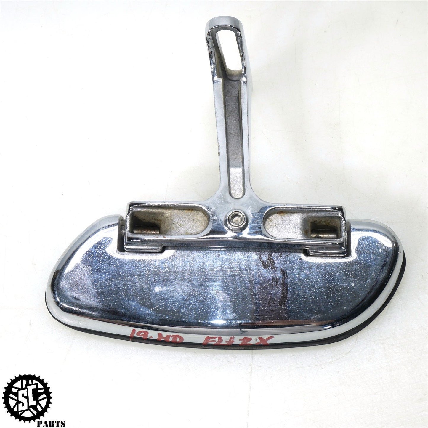 2019 HARLEY DAVIDSON ROAD GLIDE REAR PASSENGER FLOORBOARD BRACKET CHROME HD56