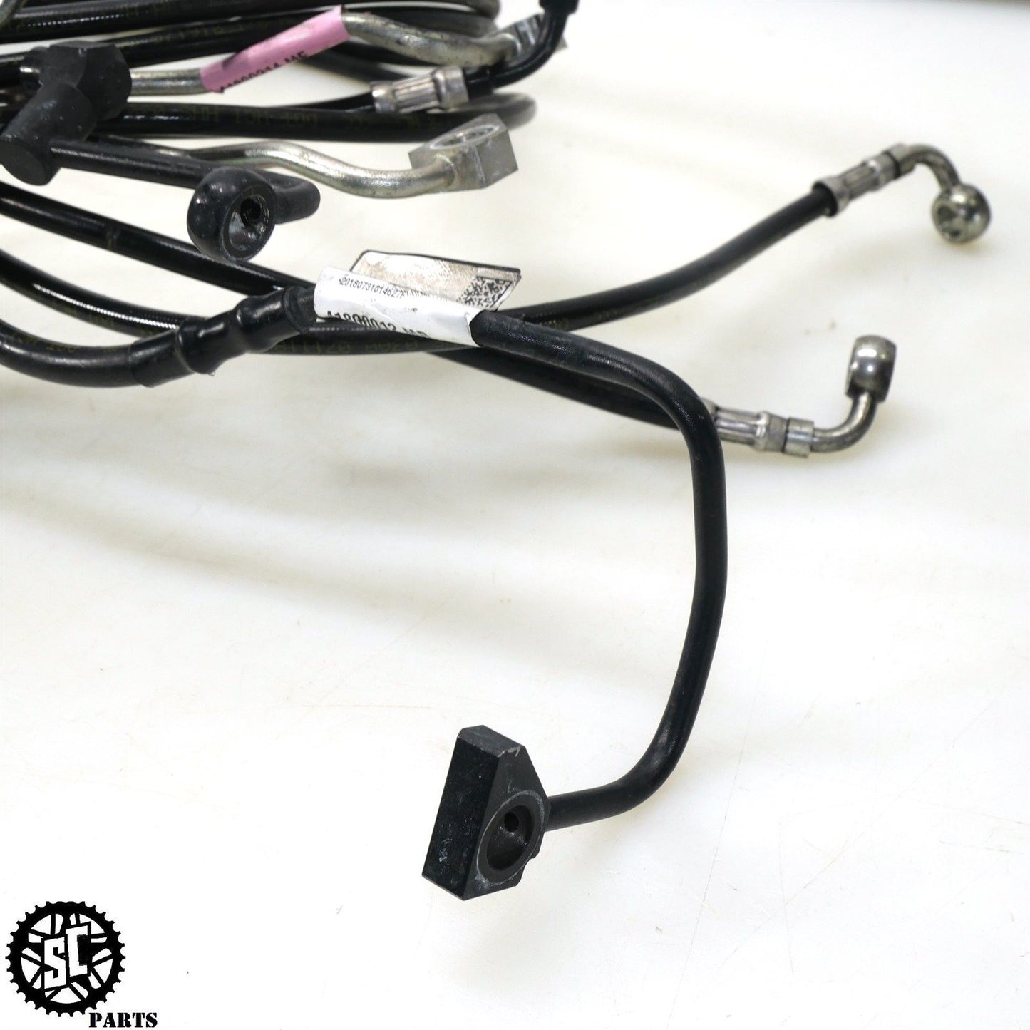 2019 HARLEY DAVIDSON ROAD GLIDE FRONT REAR ABS BRAKE LINES 1600179BB HD56
