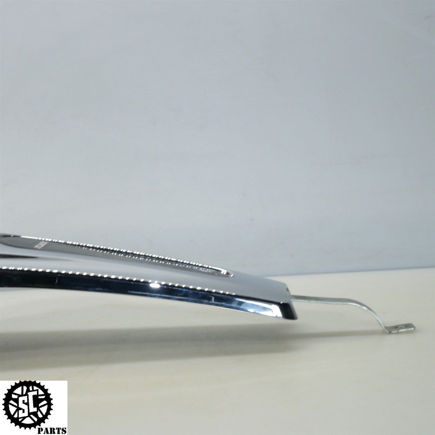 2008 HARLEY DAVIDSON STREET GLIDE GAS TANK CONSOLE COVER CHROME 69214-08 HD57