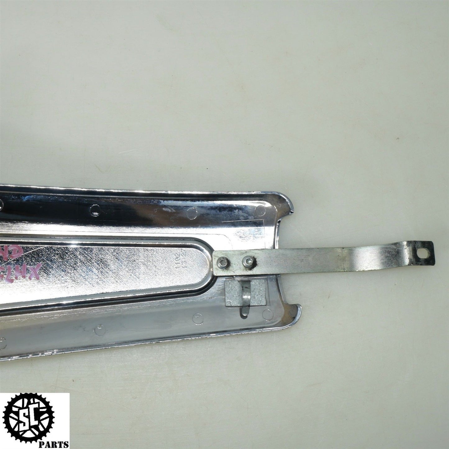 2008 HARLEY DAVIDSON STREET GLIDE GAS TANK CONSOLE COVER CHROME 69214-08 HD57