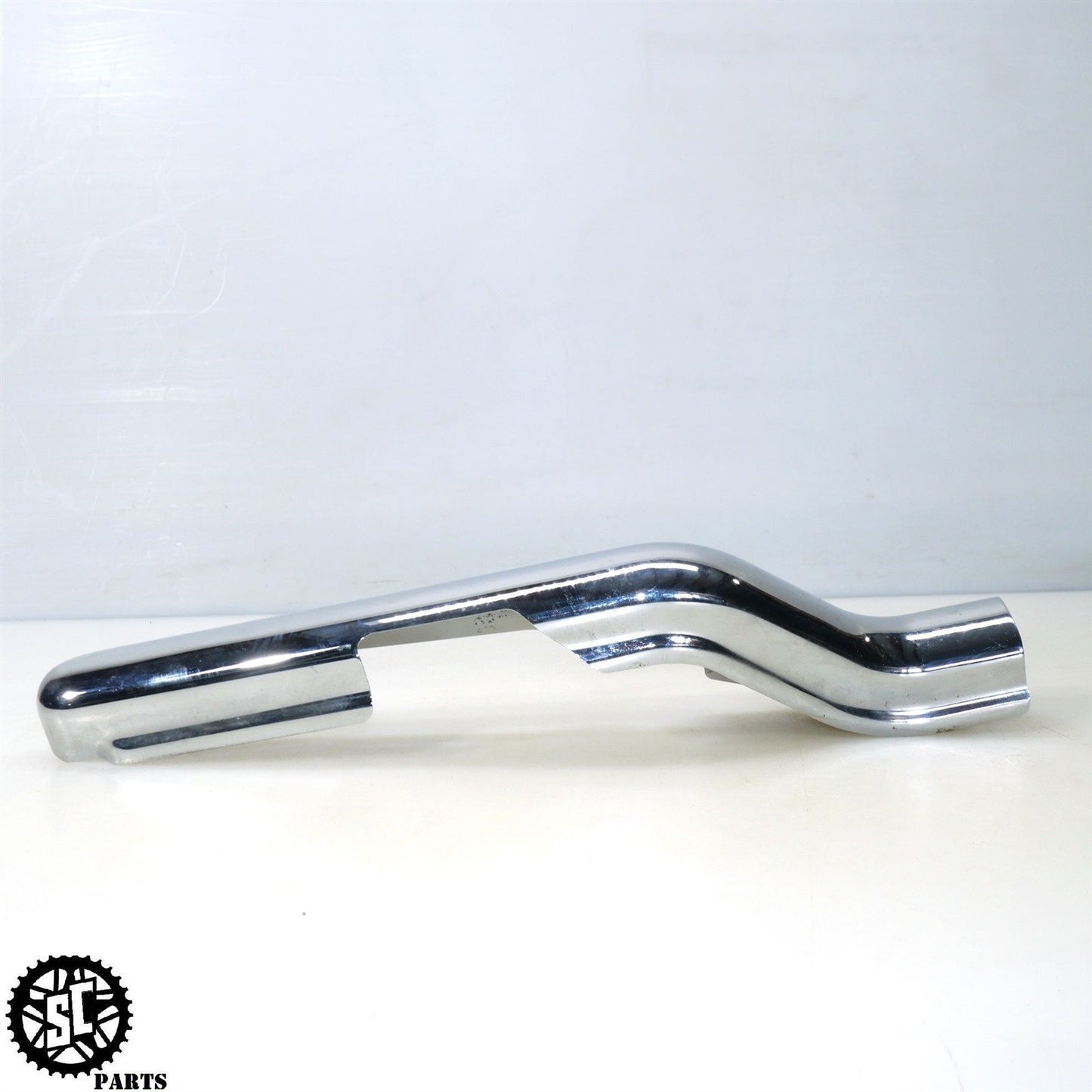 2008 HARLEY DAVIDSON STREET GLIDE REAR FENDER STRUT COVERS 47502-97 47504 HD57