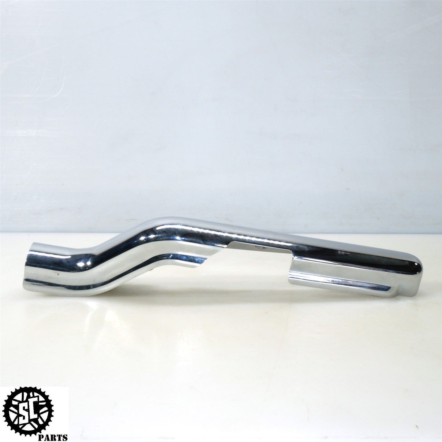2008 HARLEY DAVIDSON STREET GLIDE REAR FENDER STRUT COVERS 47502-97 47504 HD57