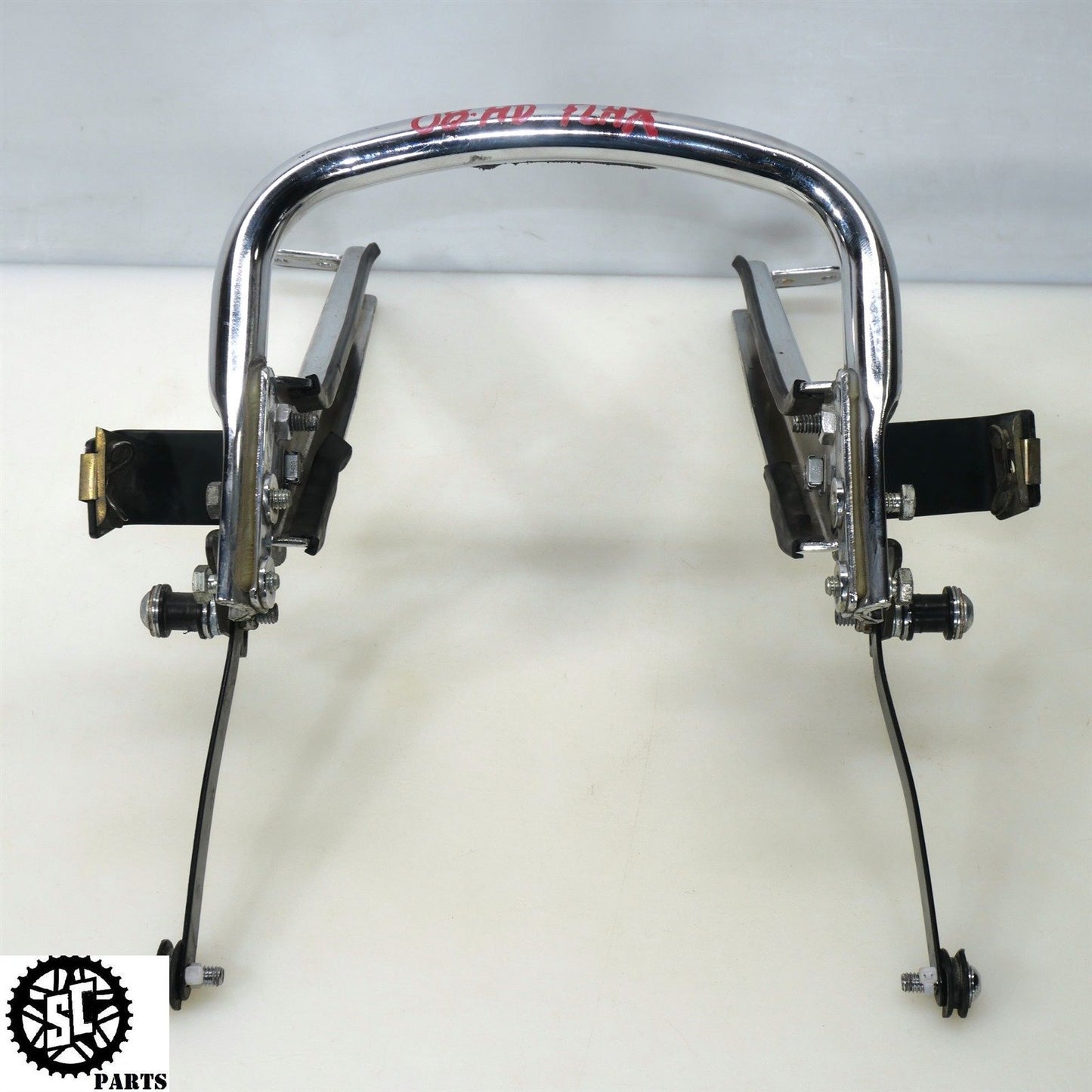 2008 HARLEY DAVIDSON STREET GLIDE REAR FENDER SADDLEBAG BRACKET HD57