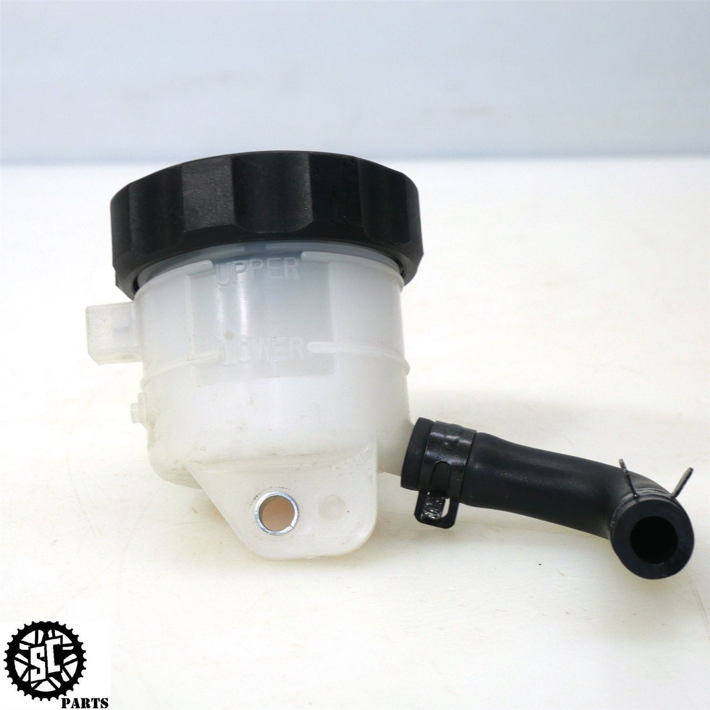 2004 2005 SUZUKI GSXR 600 FRONT BRAKE FLUID TANK S51