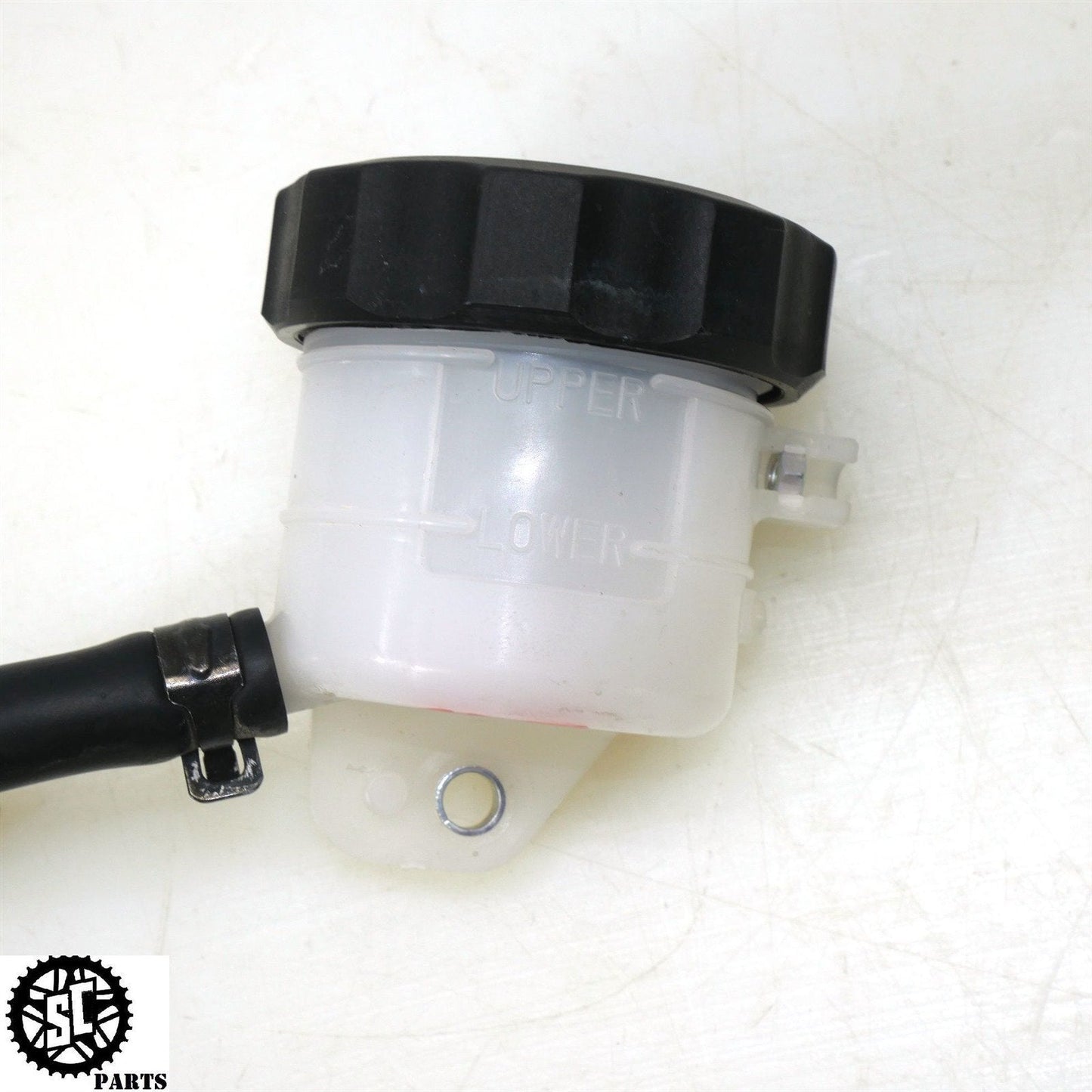 2004 2005 SUZUKI GSXR 600 FRONT BRAKE FLUID TANK S51