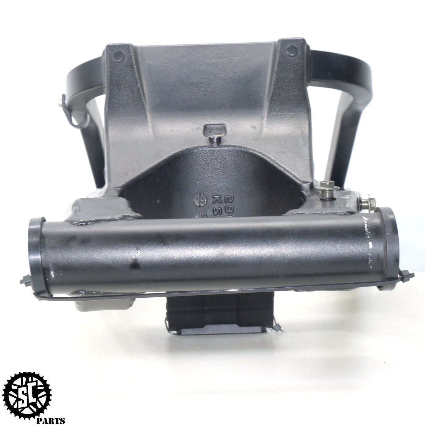 2004 2005 SUZUKI GSXR 600 SWINGARM S51