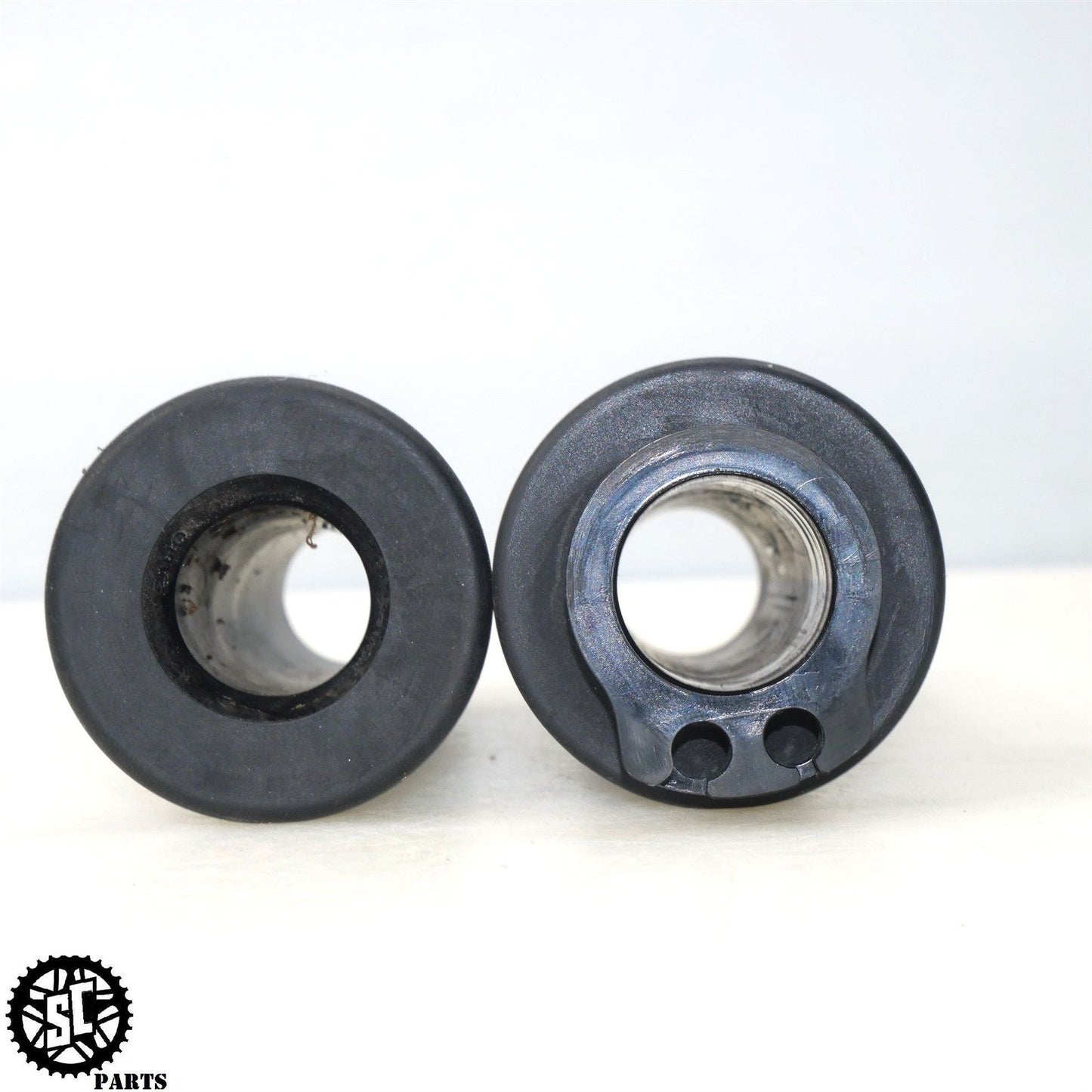 2022 22-24 SUZUKI HAYABUSA HANDLEBAR GRIP THROTTLE TUBE S16