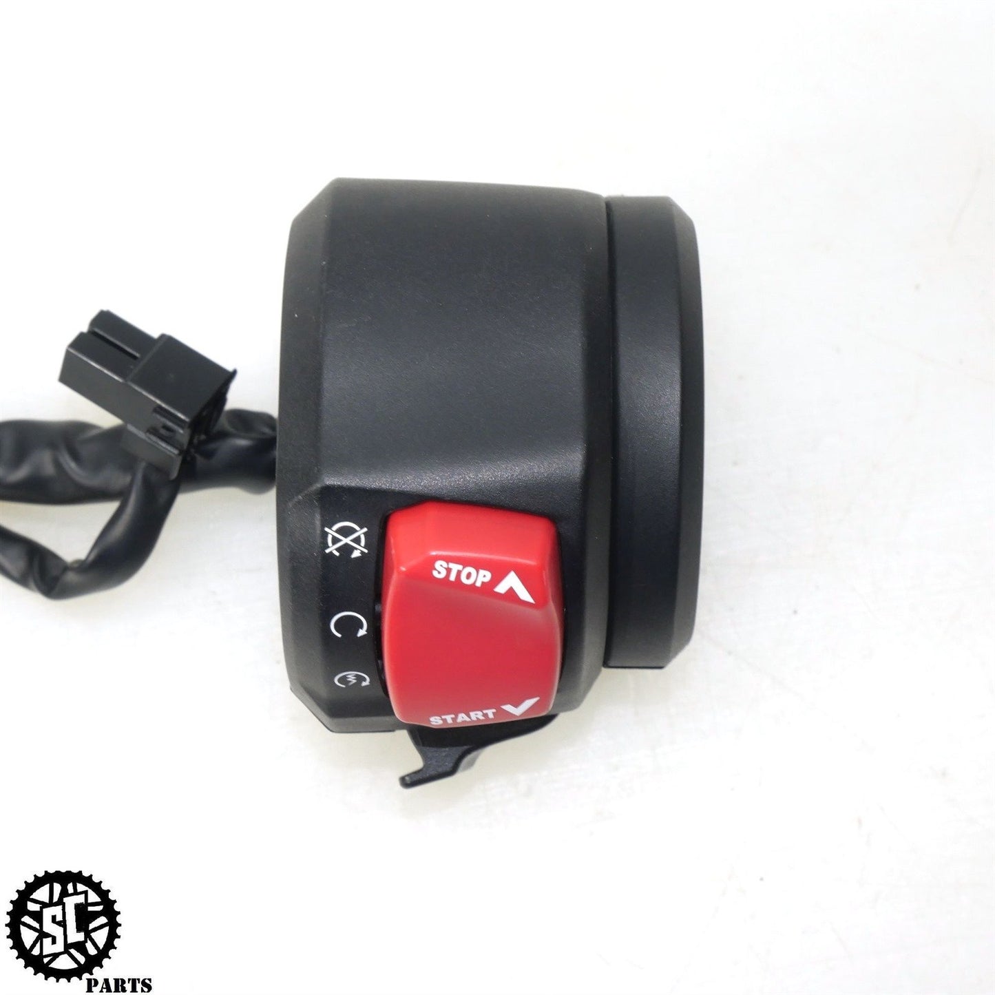 2022 22-24 SUZUKI HAYABUSA RIGHT CONTROL SWITCH 37200-10L00 S16