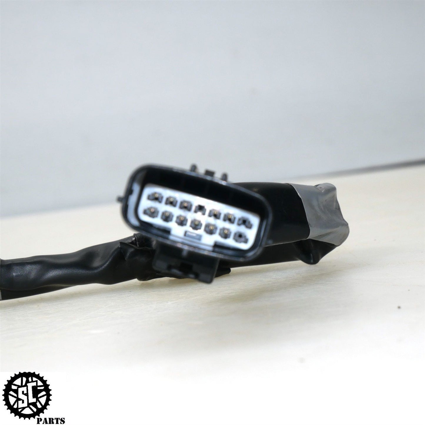 2022 22-24 SUZUKI HAYABUSA RIGHT CONTROL SWITCH 37200-10L00 S16