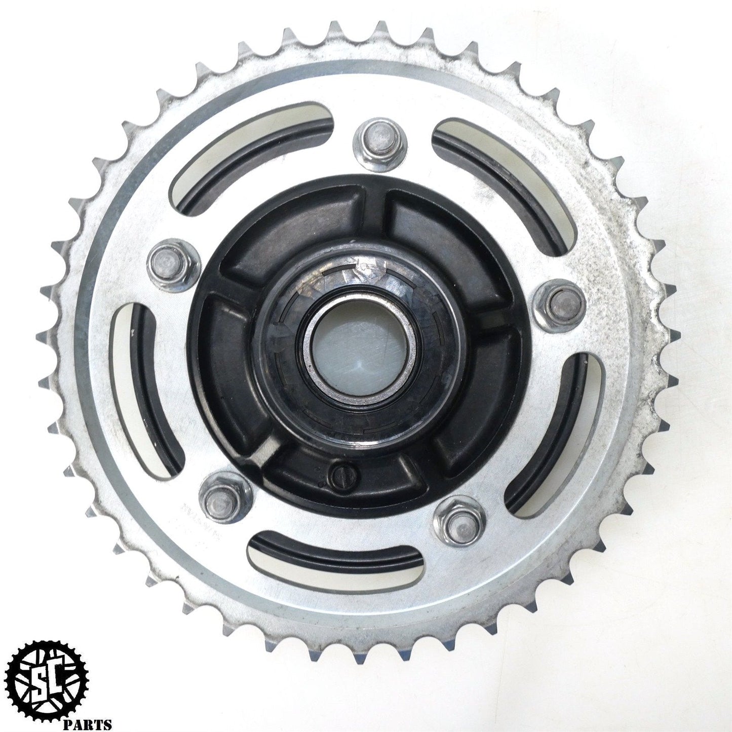 2022 22-24 SUZUKI HAYABUSA REAR SPROCKET HUB 64610-35F30 S16