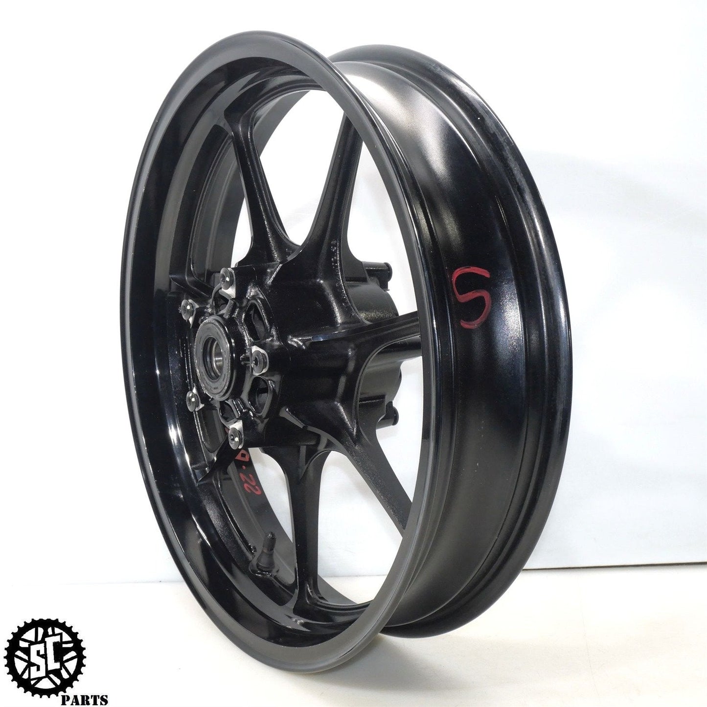 2022 22-24 SUZUKI HAYABUSA FRONT WHEEL RIM STRAIGHT 54111-10L00-019 S16