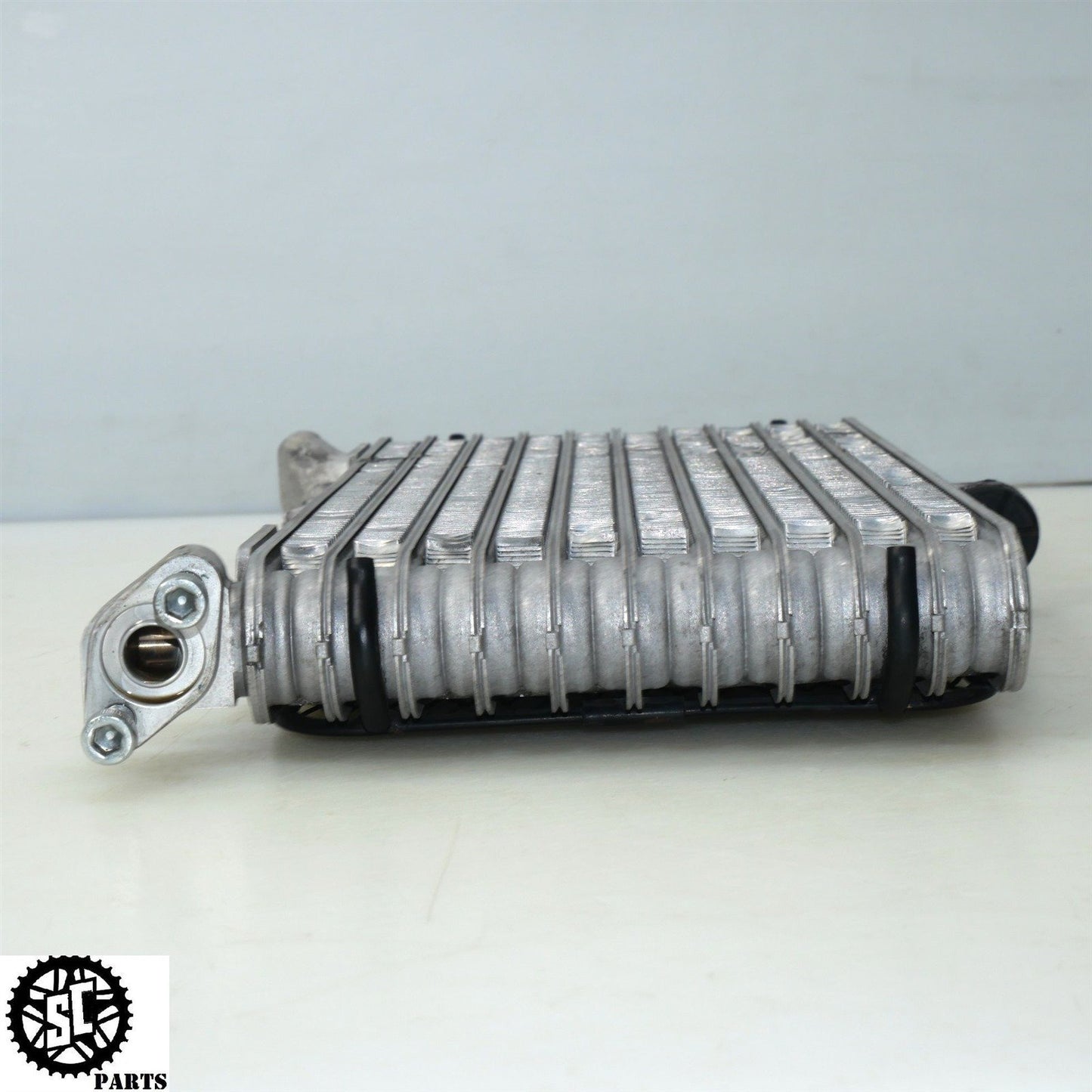 2022 22-24 SUZUKI HAYABUSA OIL COOLER 16600-10L00 S16