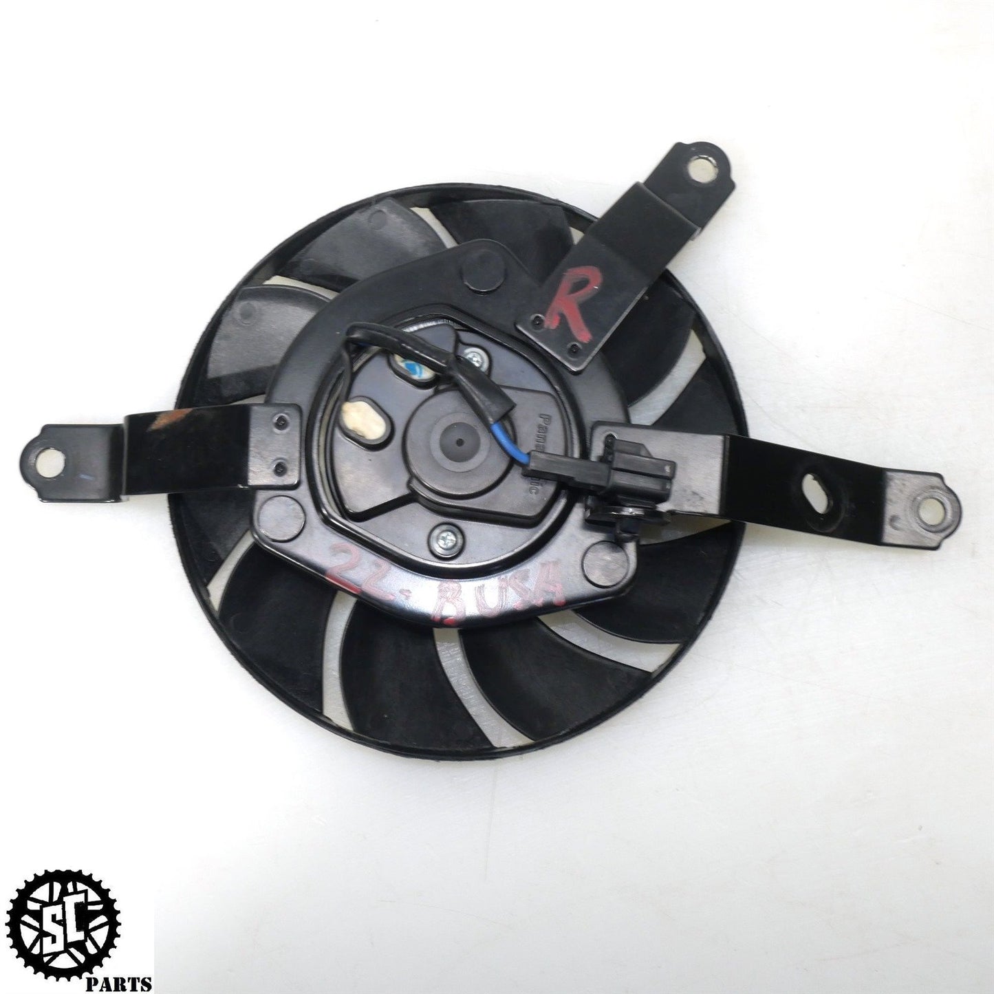 2022 22-24 SUZUKI HAYABUSA RIGHT RADIATOR FAN 17820-10L00 S16