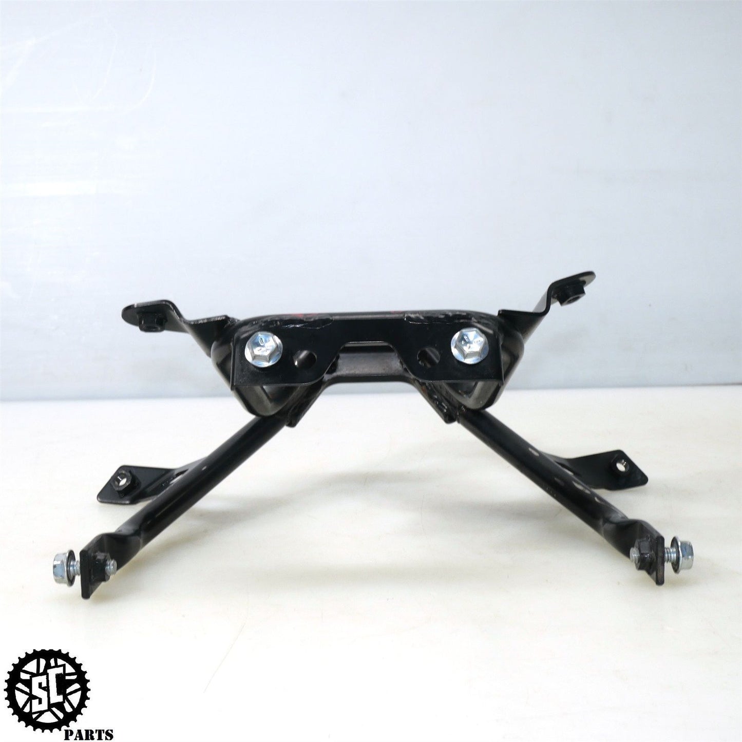 2022 22-24 SUZUKI HAYABUSA REAR SUB FRAME BACK FENDER BRACKET S16