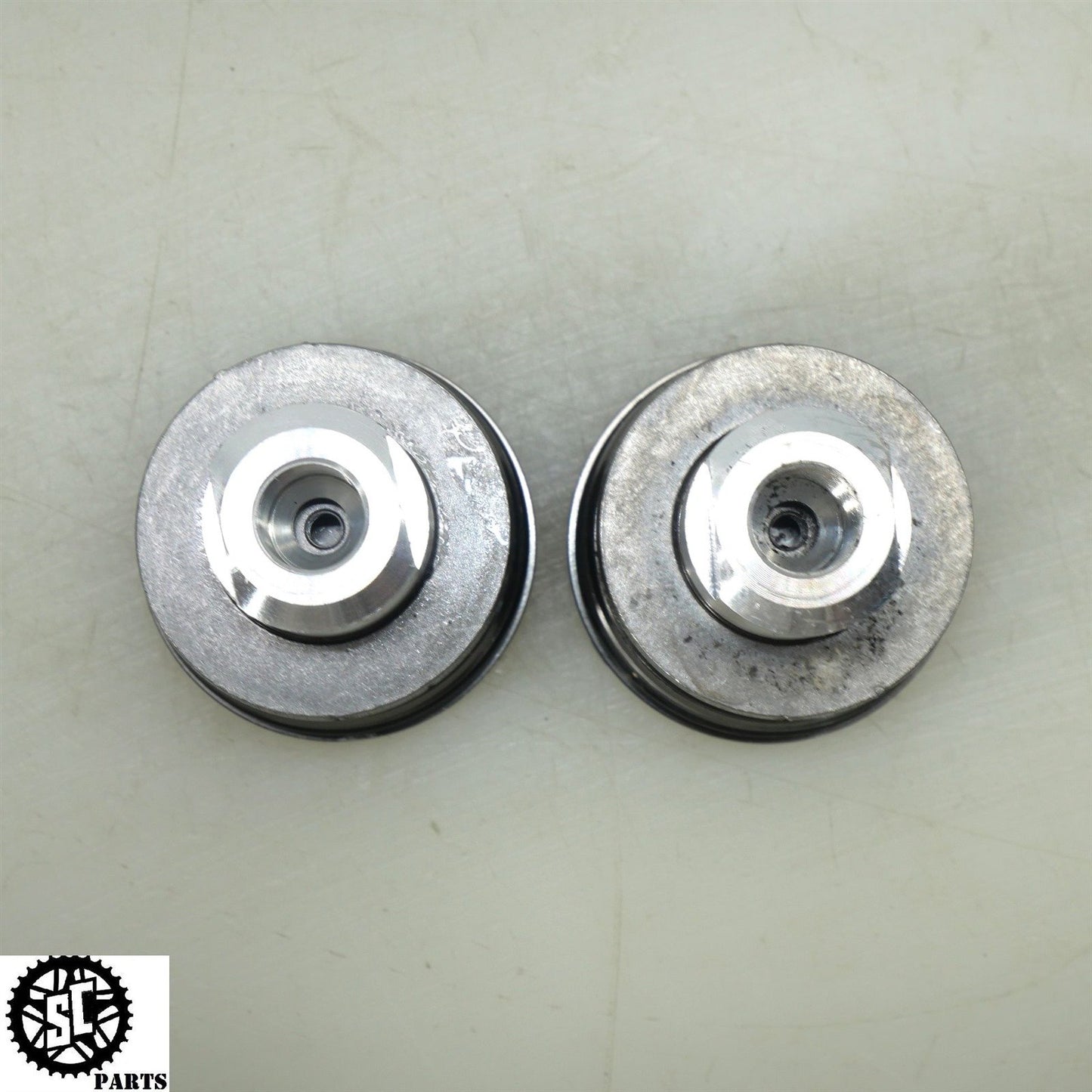 2023 11-24 SUZUKI GSXR 600 750 FRONT FORK TUBE PRE LOAD ADJUSTER CAP S17