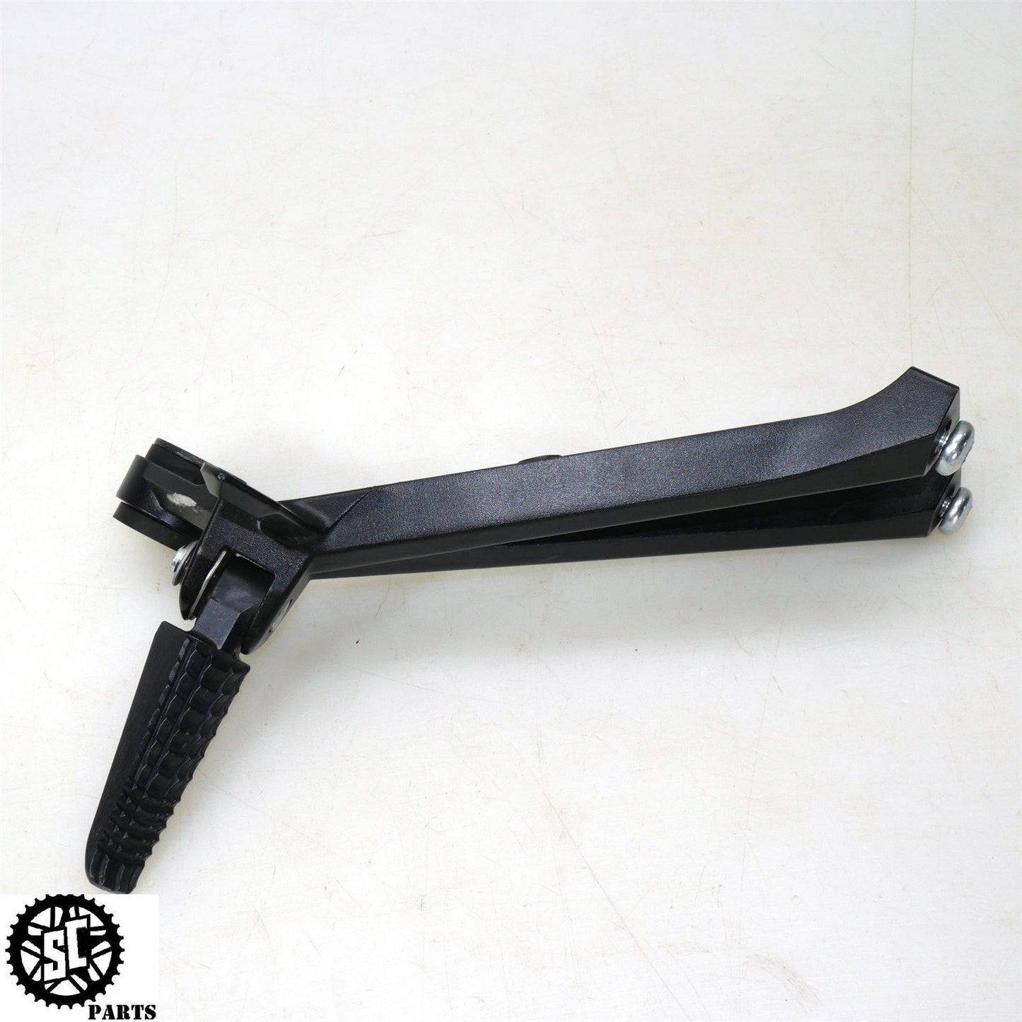2023 11-24 SUZUKI GSXR 600 750 REAR PASSENGER FOOT PEGS BRACKET S17