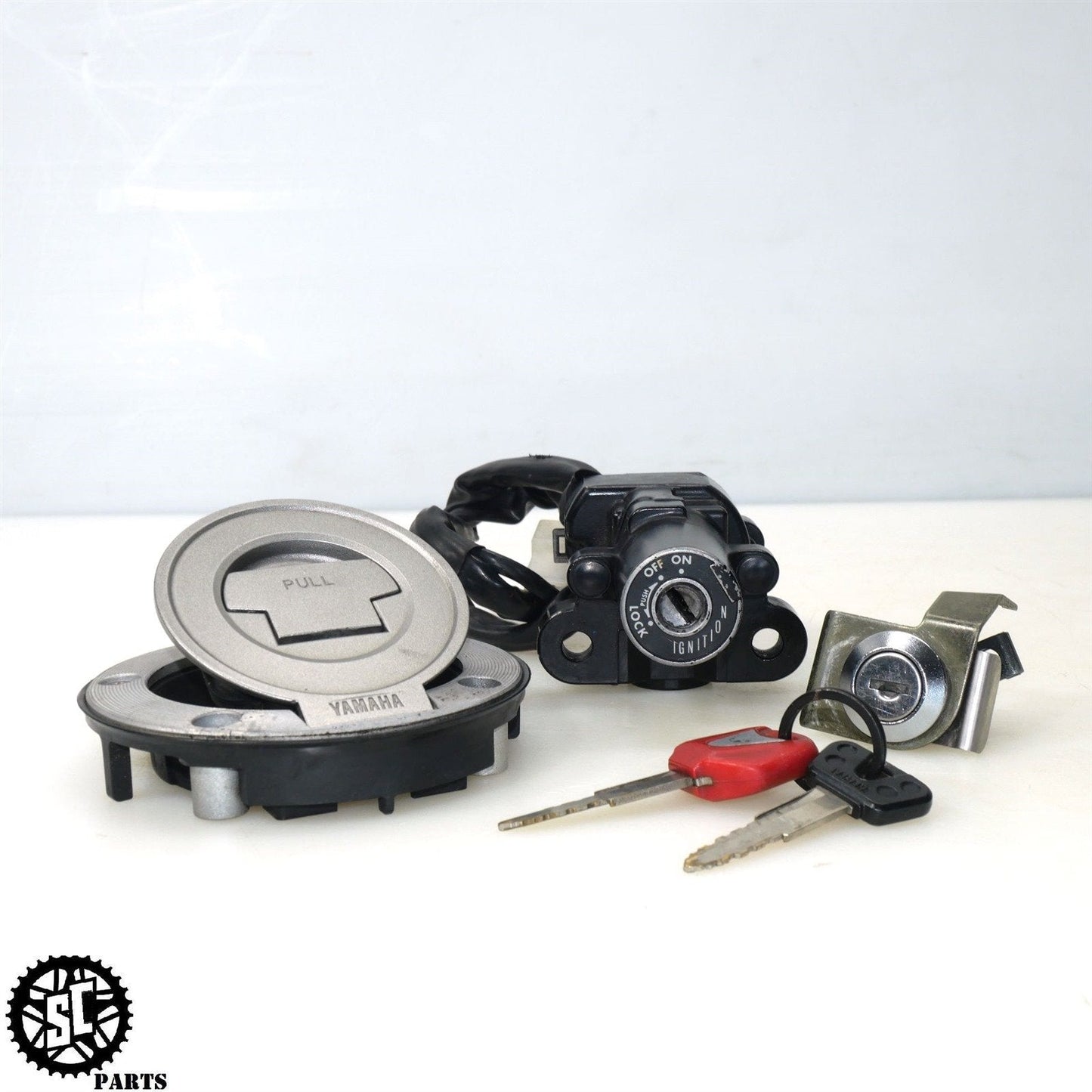 2007-2008 YAMAHA YZF R1 LOCK SET IGNITION SWITCH KEY Y22