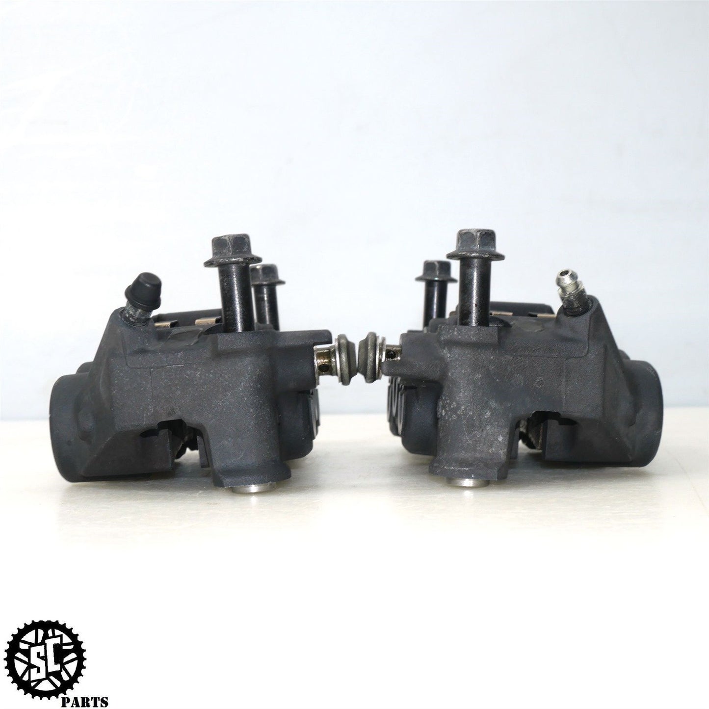 2007-2008 YAMAHA YZF R1 FRONT BRAKE CALIPERS Y22