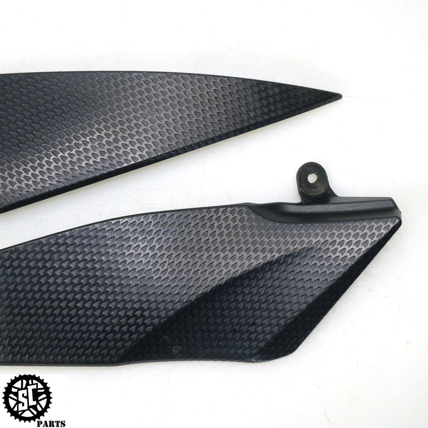 2007-2008 YAMAHA YZF R1 GAS TANK FAIRING Y22