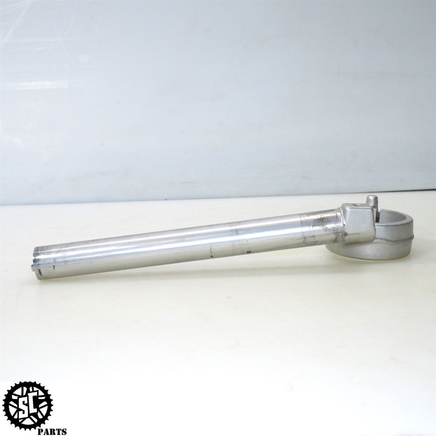 2007 2008 SUZUKI GSXR 1000 RIGHT CLIP ON HANDLEBAR S72