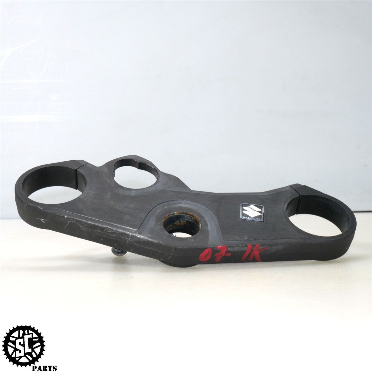 2007 2008 SUZUKI GSXR 1000 UPPER TRIPLE TREE FORK CLAMP 59100-41G00-999 S72