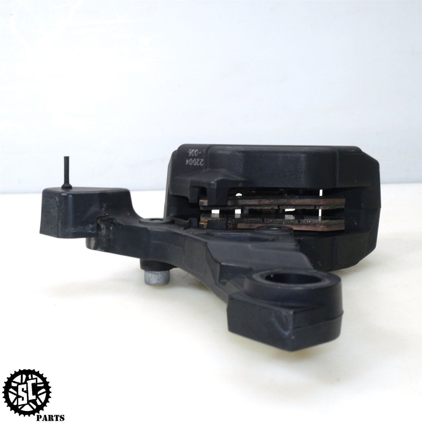 2022 HARLEY DAVIDSON ULTRA LIMITED REAR BRAKE CALIPER BRACKET 44080-08 HD36