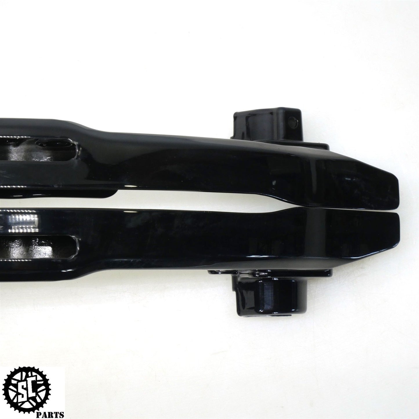 2022 HARLEY DAVIDSON ULTRA LIMITED REAR FENDER SUPPORT STRUT HD36